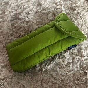 BAGGU Lime Quilted Eyewear Pouch